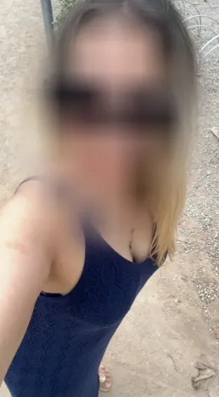 Denise, 40