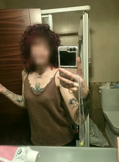 Emily, 36