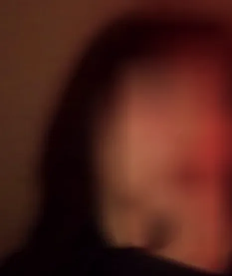 Esra, 19