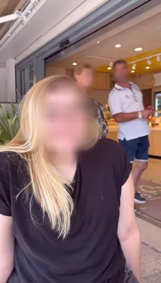 Finja, 21