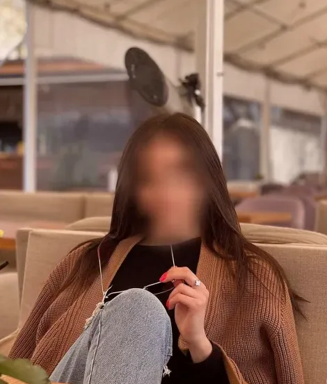 Jana, 26