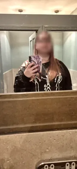 Jessica, 21