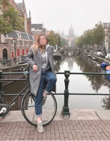 Kathleen, 35