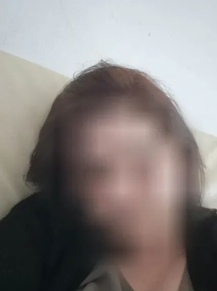 Lena, 35