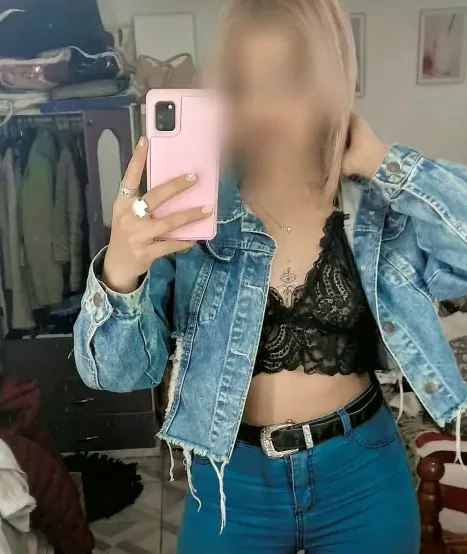 Luisa, 33