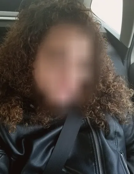 Melina, 35
