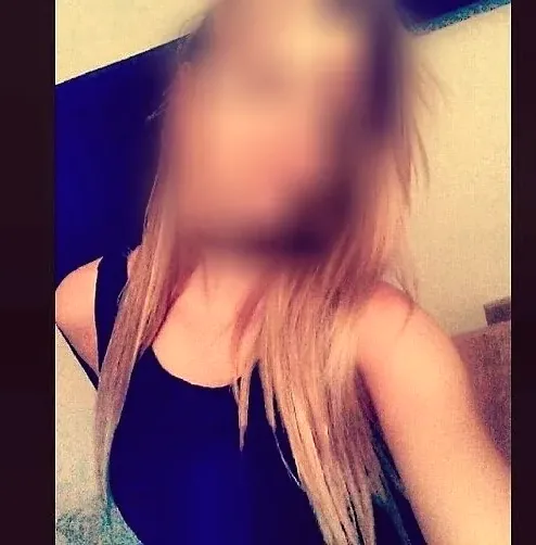 Nina, 36