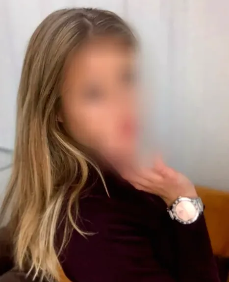 Saskia, 21