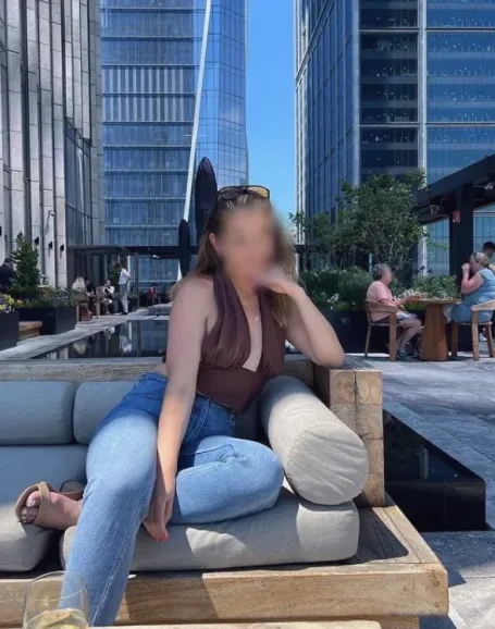 Sophie, 31