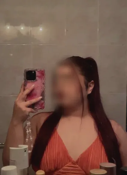 Wiebke, 22